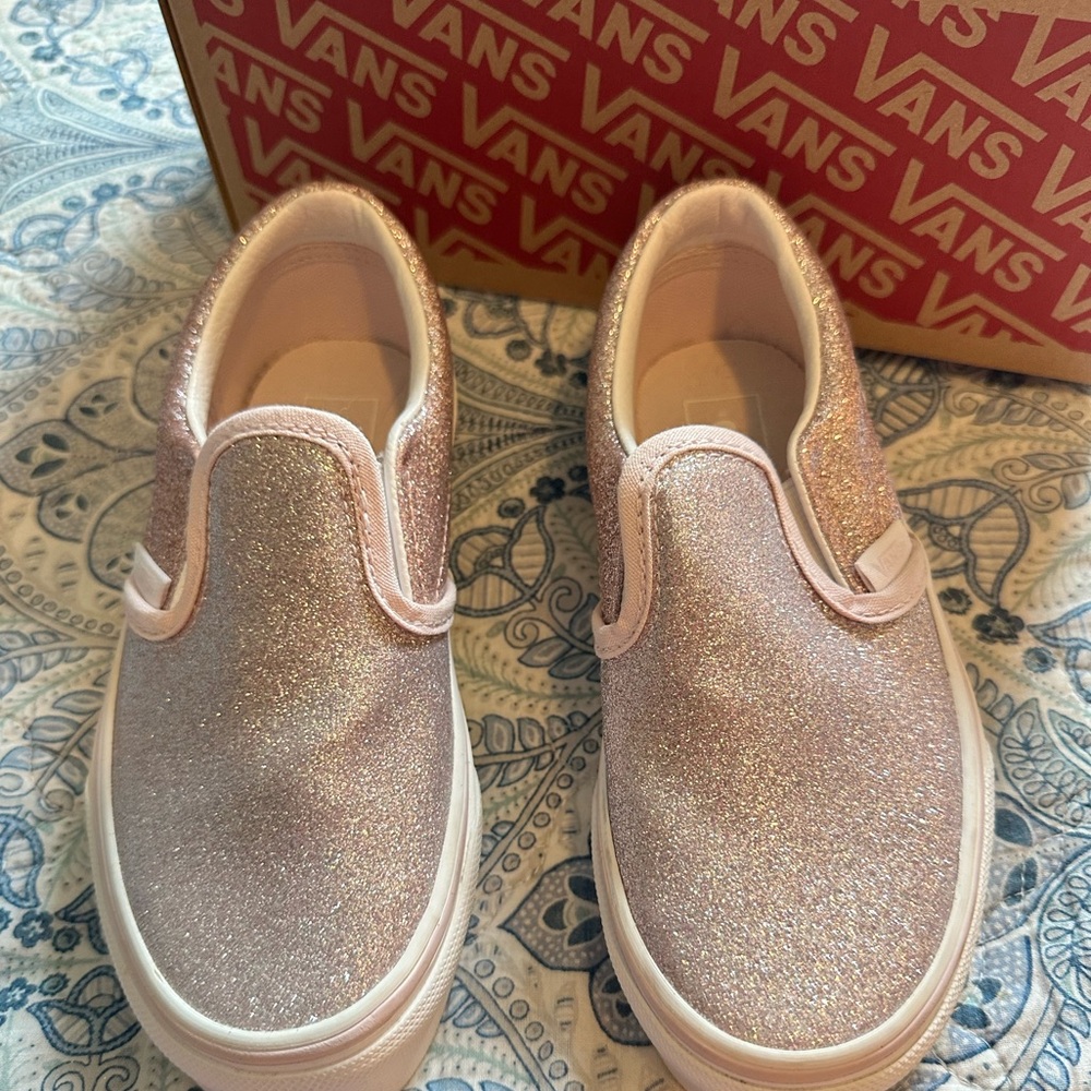 NIB Vans Pink and White Sneakers Casual Style